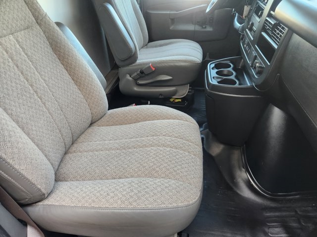 2023 Chevrolet Express 3500