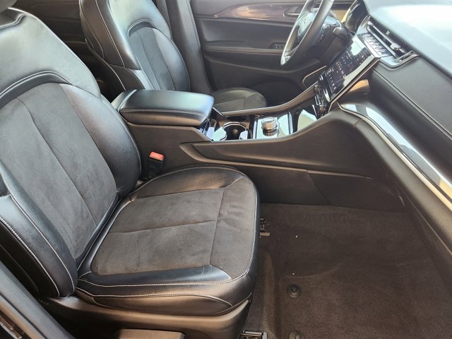 2022 Jeep Grand Cherokee L Altitude