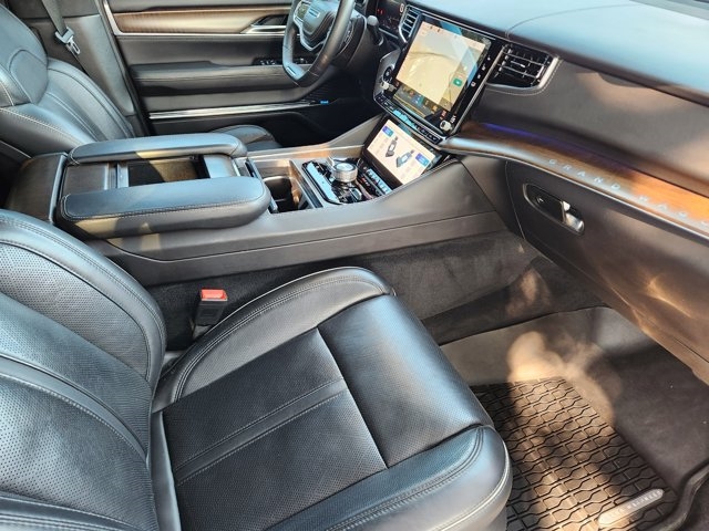 2022 Jeep Grand Wagoneer Series II