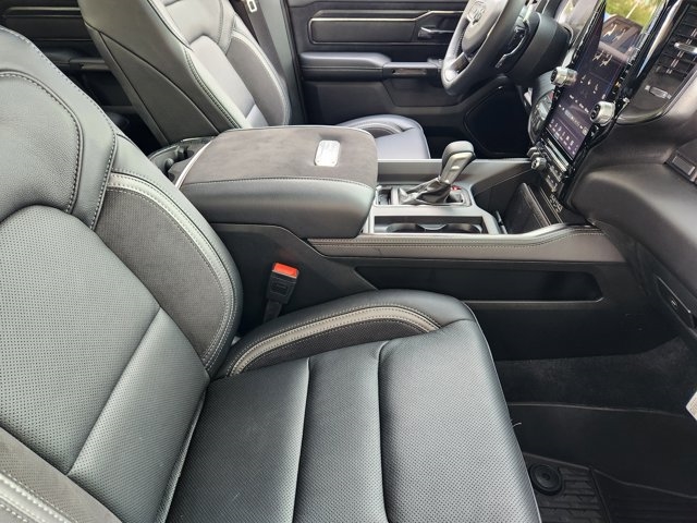 2025 RAM 1500 RHO