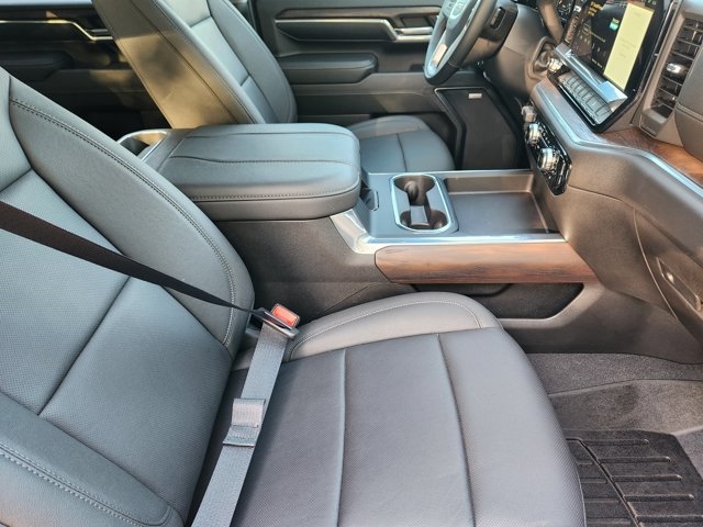 2024 GMC Sierra 2500HD SLT