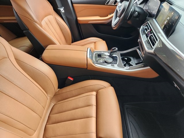 2022 BMW X5 M50i
