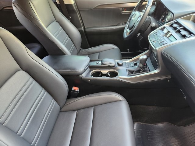 2017 Lexus NX 200t 