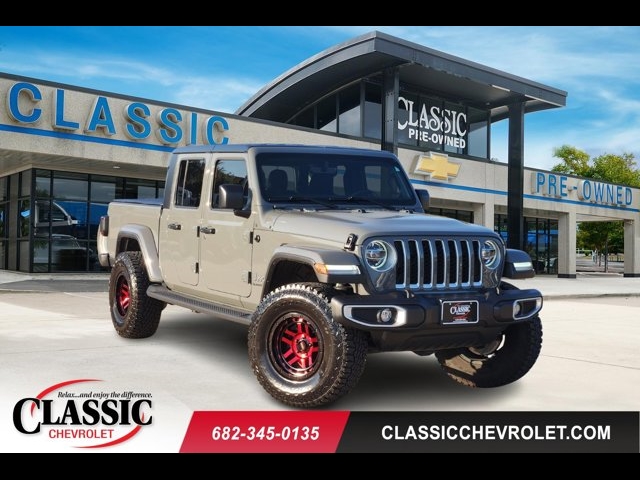 2022 Jeep Gladiator Overland