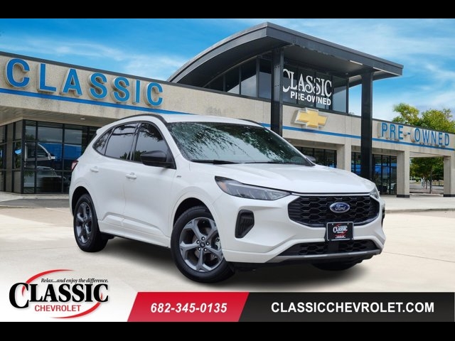 2023 Ford Escape Hybrid ST-Line