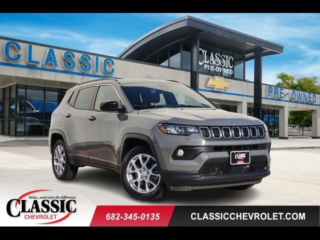 2023 Jeep Compass Latitude Lux