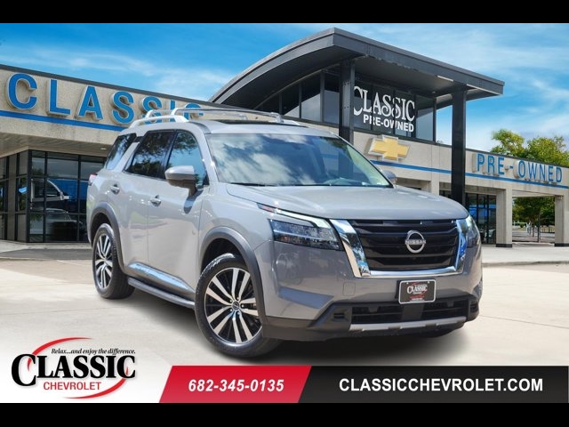 2023 Nissan Pathfinder Platinum
