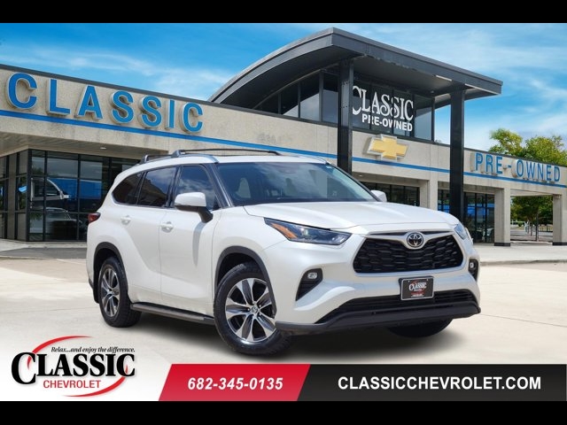 2021 Toyota Highlander XLE