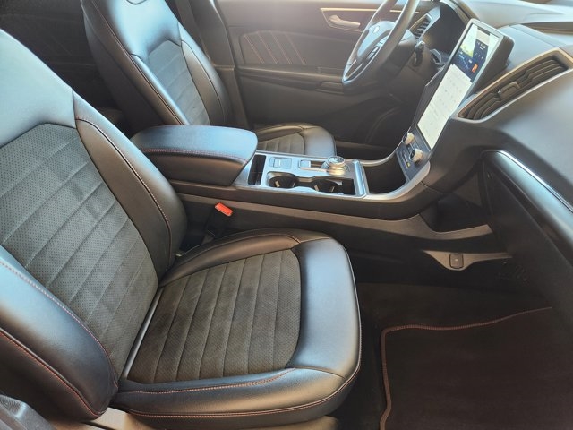 2022 Ford Edge ST-Line