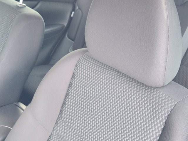 2022 Nissan Rogue Sport S
