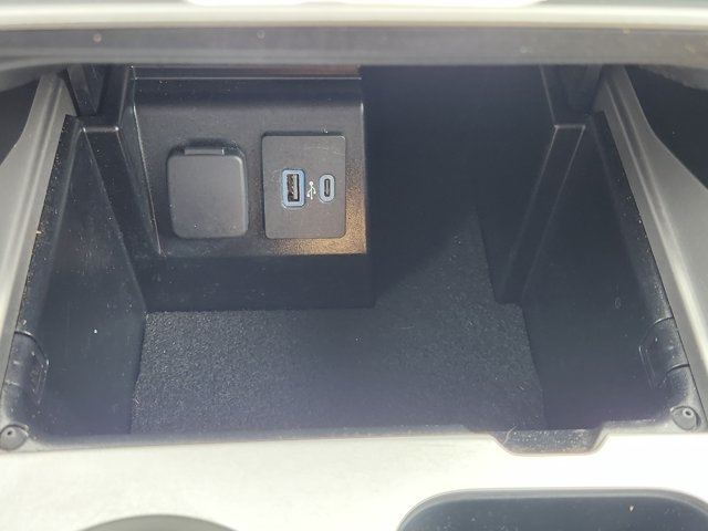 2021 Ford Explorer Base
