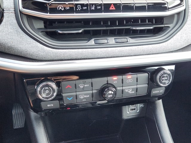 2023 Jeep Compass Latitude Lux