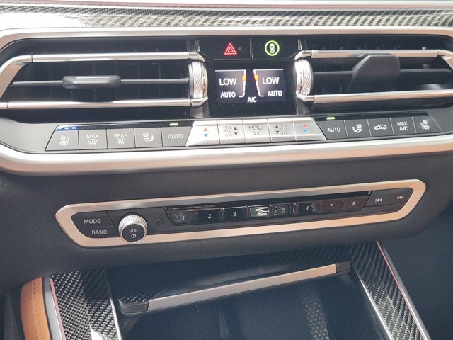 2022 BMW X5 M50i