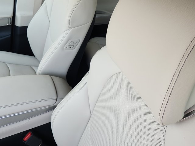 2022 Genesis GV70 2.5T Standard