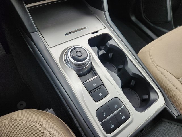 2021 Ford Explorer Base