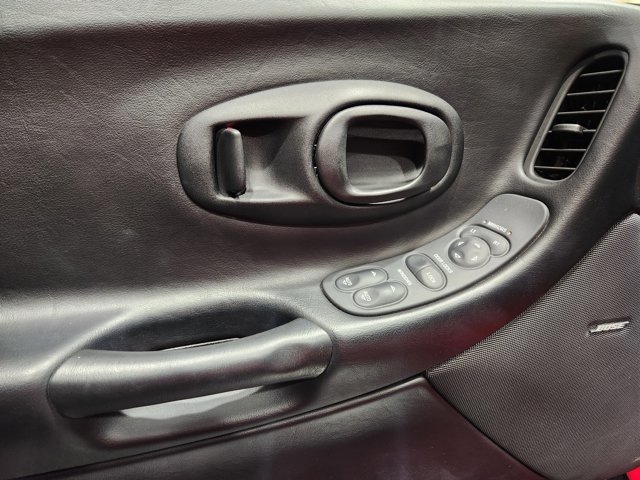 2004 Chevrolet Corvette 
