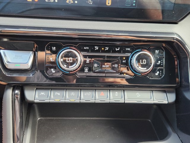 2025 GMC Sierra 1500 AT4