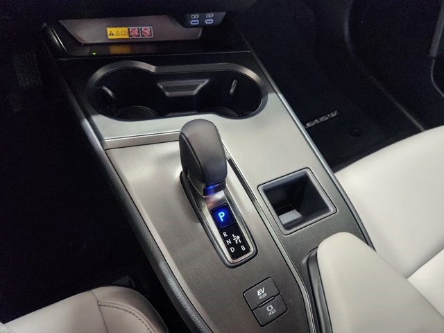 2025 Lexus UX 300h Premium