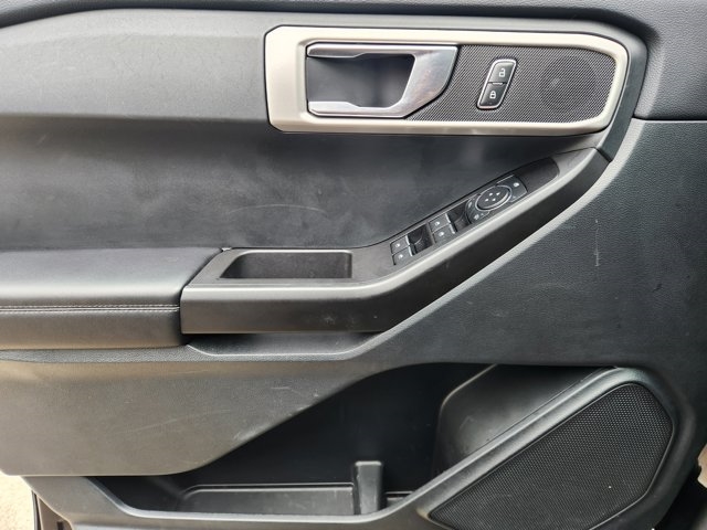 2021 Ford Explorer Base
