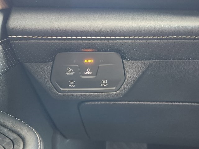 2024 Volkswagen Atlas SE