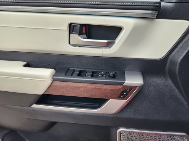 2023 Toyota Sequoia Capstone
