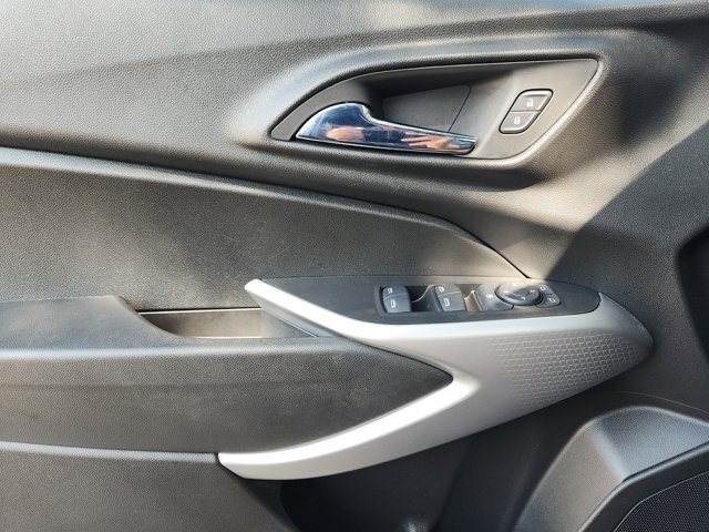 2024 Chevrolet Trax RS