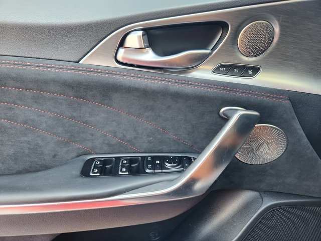 2023 Kia Stinger GT2