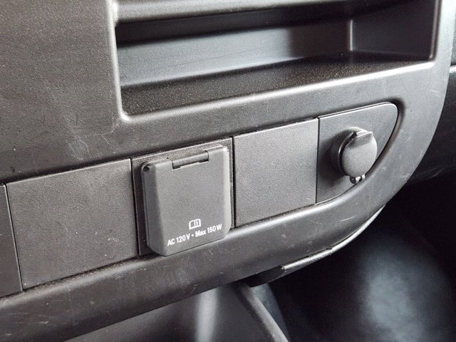 2023 GMC Savana 2500
