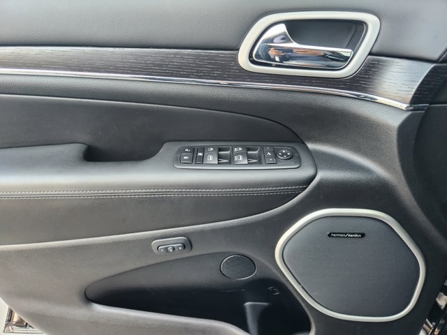 2020 Jeep Grand Cherokee Summit