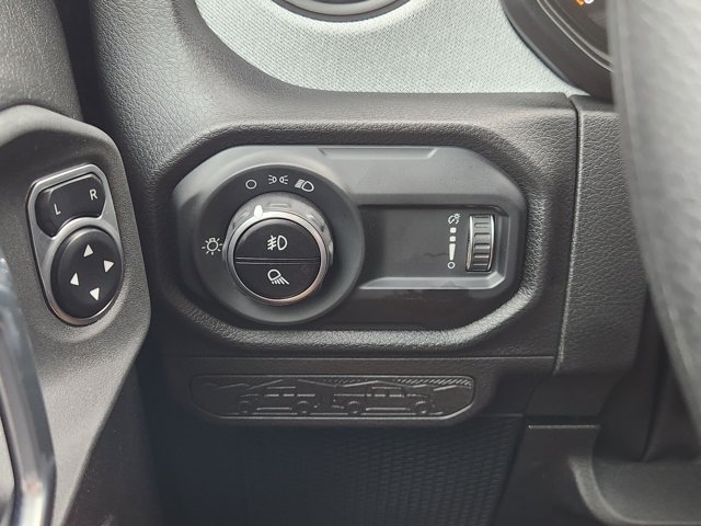 2024 Jeep Gladiator NightHawk