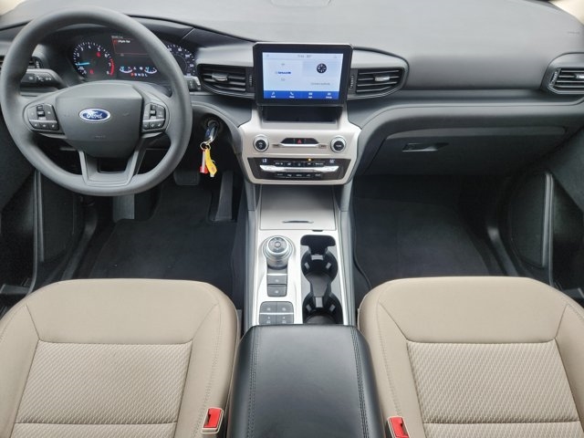 2021 Ford Explorer Base