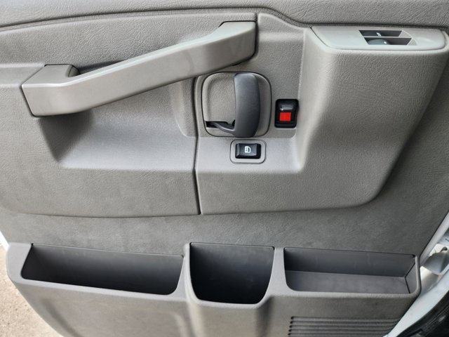 2023 Chevrolet Express 3500