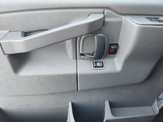 2023 Chevrolet Express 2500