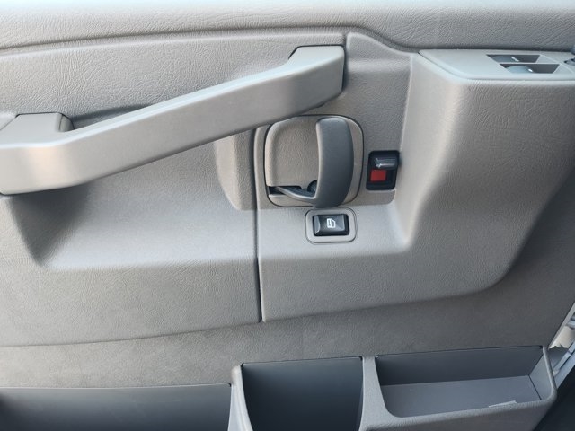 2023 GMC Savana 2500
