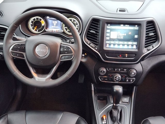 2022 Jeep Cherokee Latitude Lux