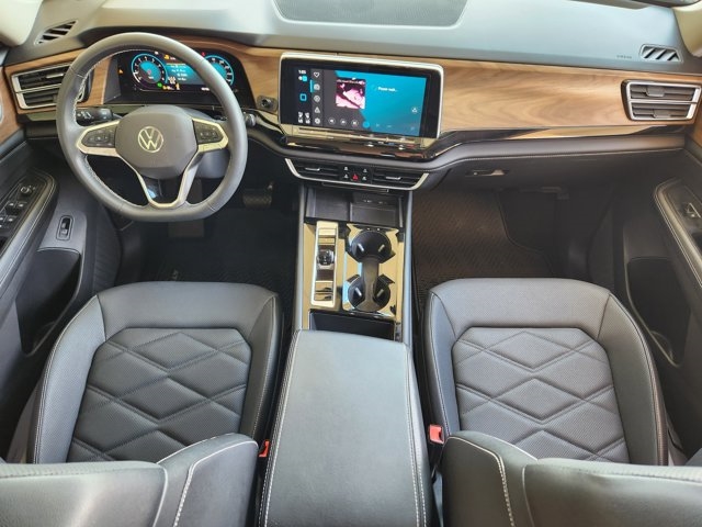 2024 Volkswagen Atlas SE