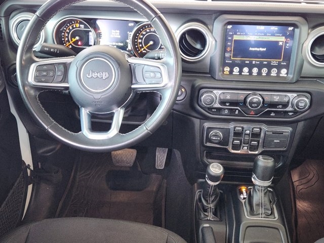 2022 Jeep Gladiator Overland