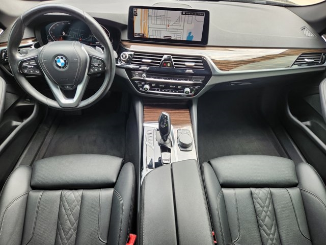 2021 BMW 5 Series 530i