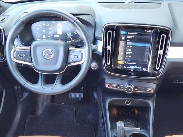 2019 Volvo XC40 T5 Momentum