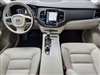 2022 Volvo XC90 T5 Momentum