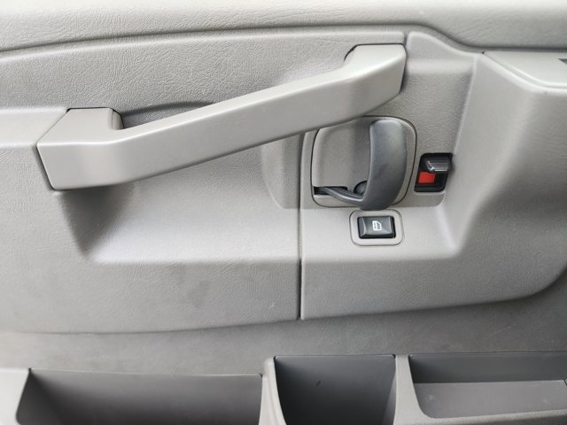 2023 GMC Savana 2500
