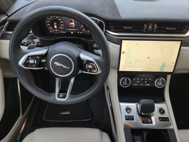 2023 Jaguar F-PACE SVR