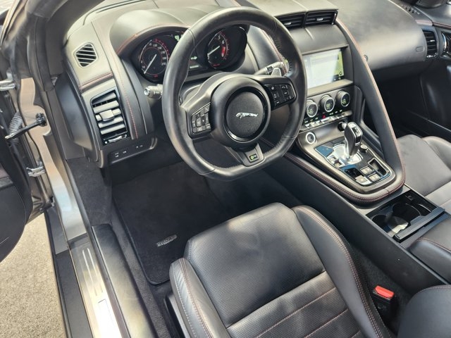 2019 Jaguar F-TYPE R