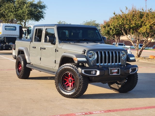 2022 Jeep Gladiator Overland