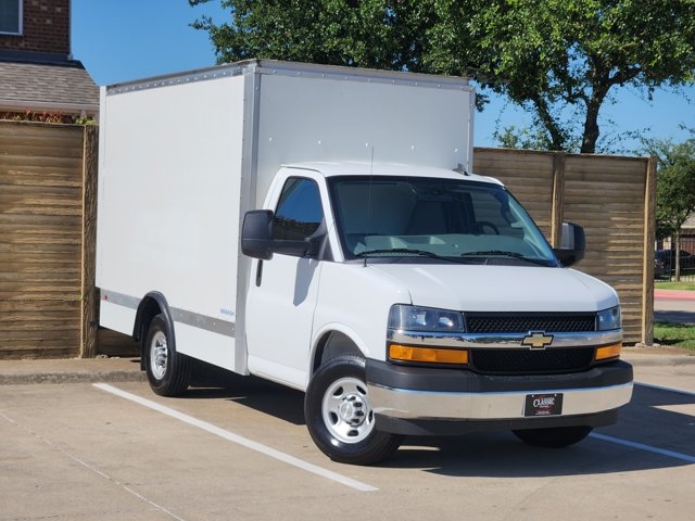 2023 Chevrolet Express 3500