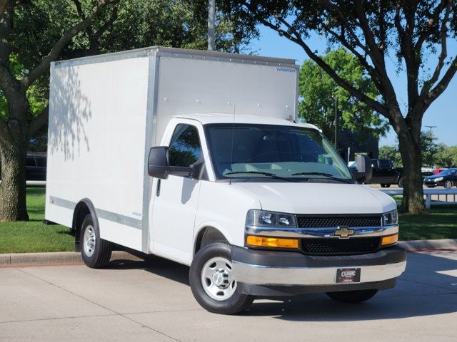 2023 Chevrolet Express 3500