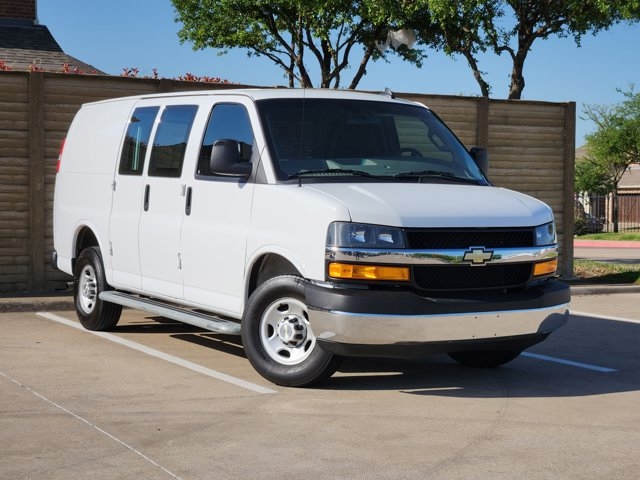 2023 Chevrolet Express 2500