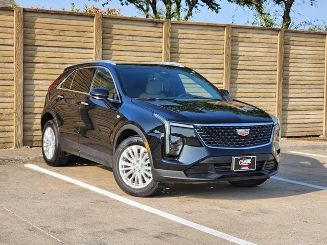 2024 Cadillac XT4 Luxury