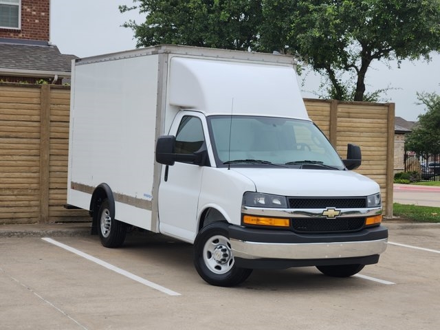 2024 Chevrolet Express 3500