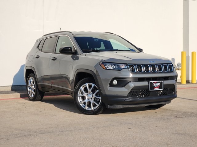 2023 Jeep Compass Latitude Lux